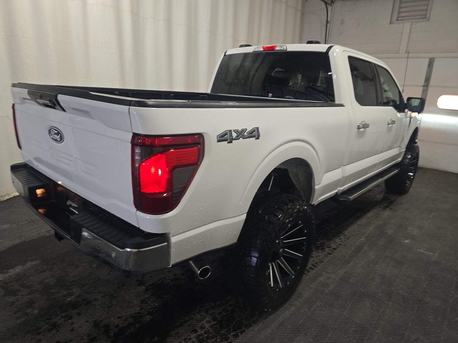 2024 Ford F-150 XLT AWD