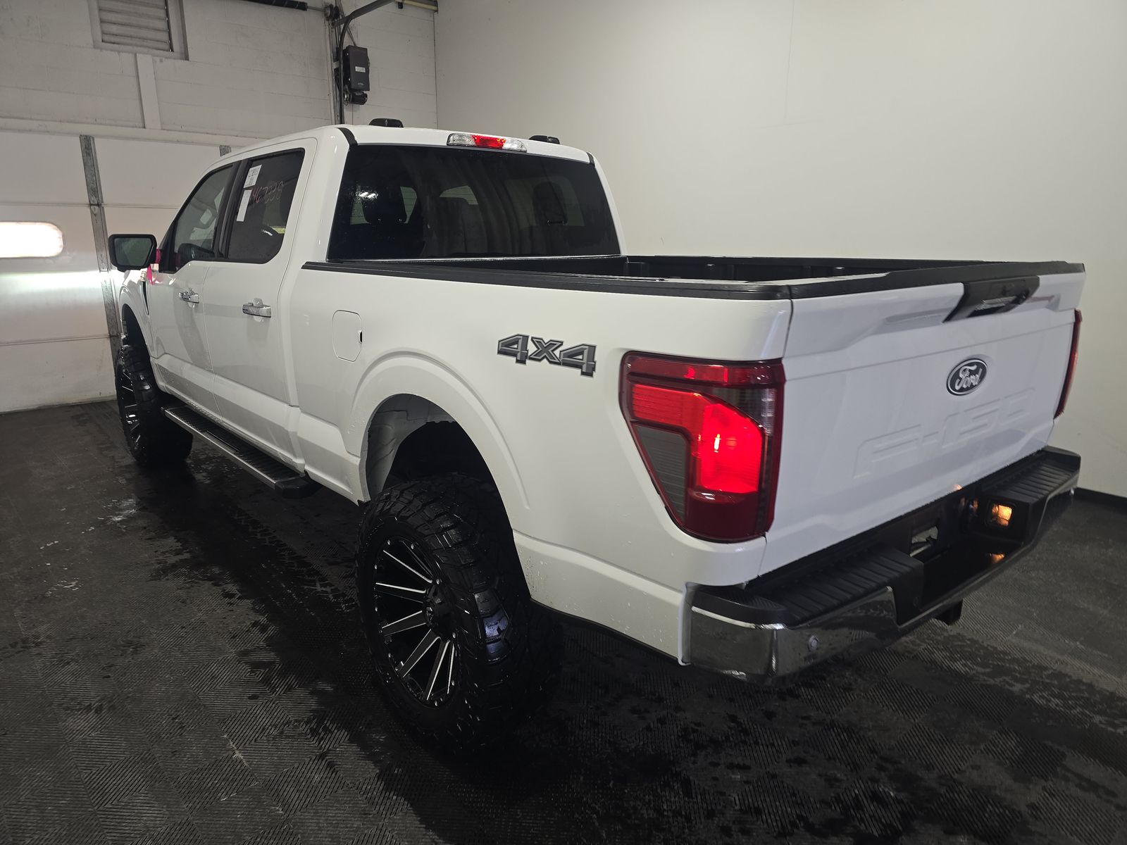 2024 Ford F-150 XLT AWD