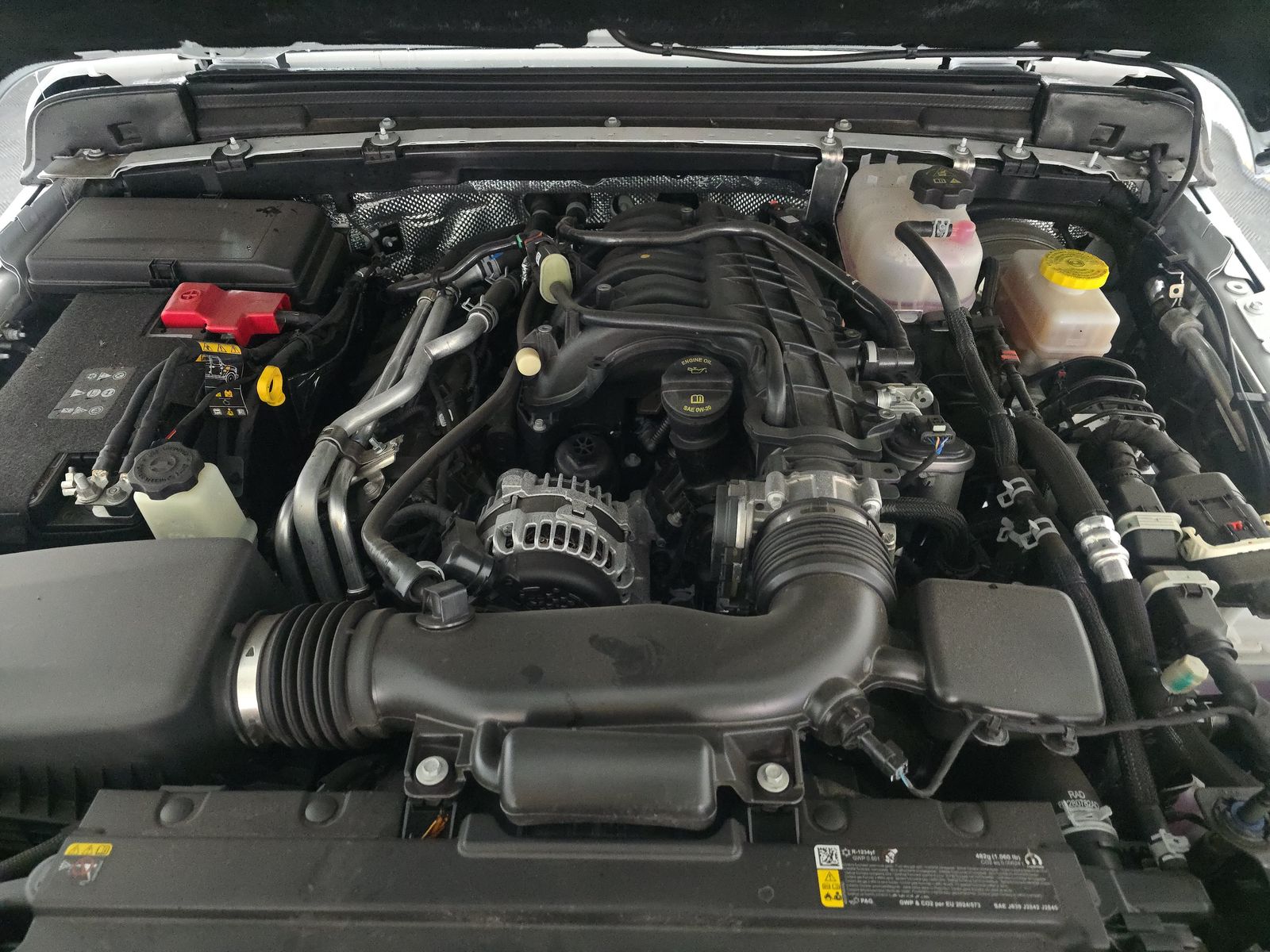 2025 Jeep Wrangler Sahara AWD