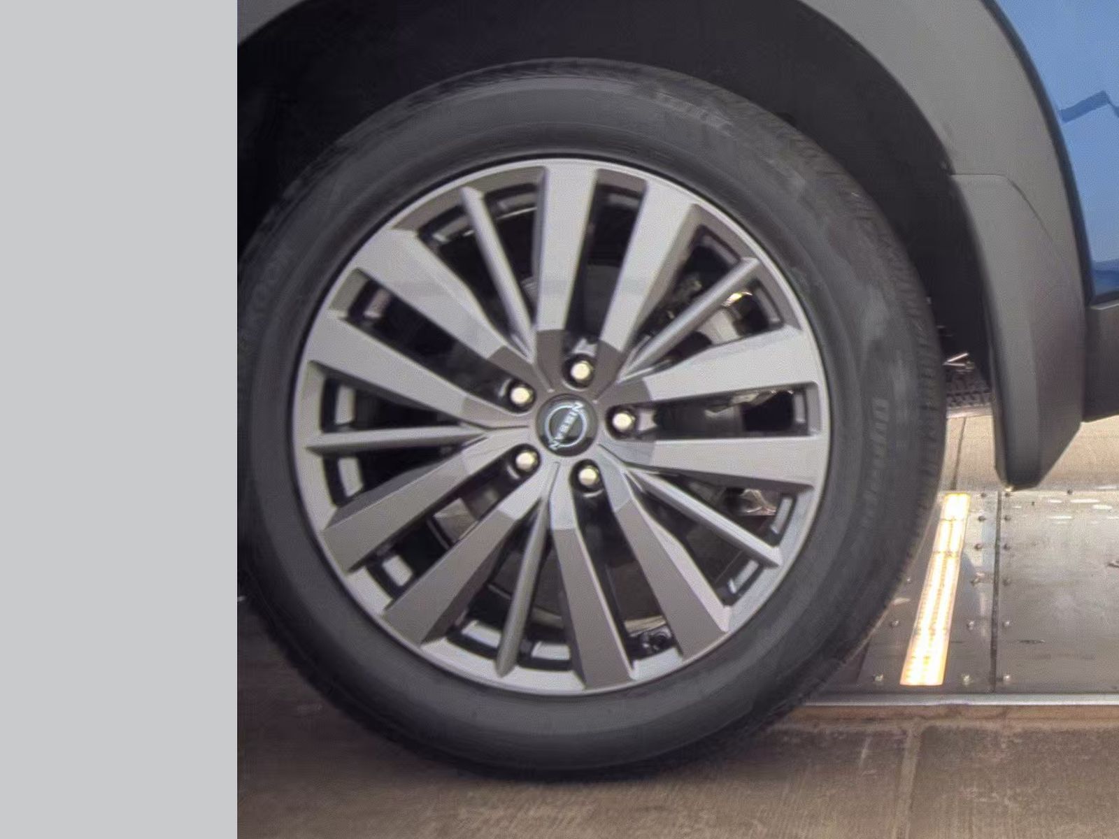 2023 Nissan Pathfinder SL AWD