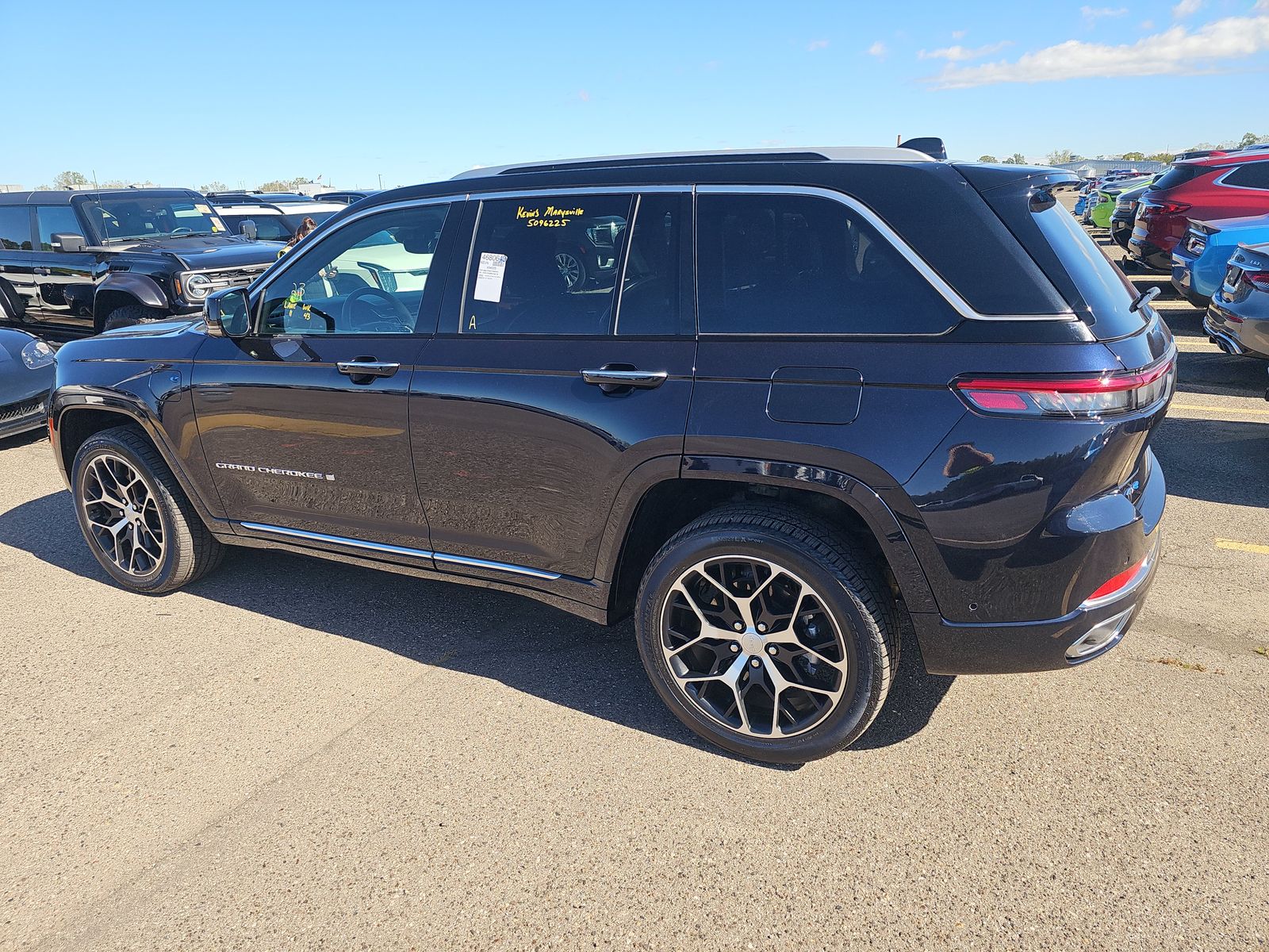 JEEP 4XE SUMMIT RESERVE - 7