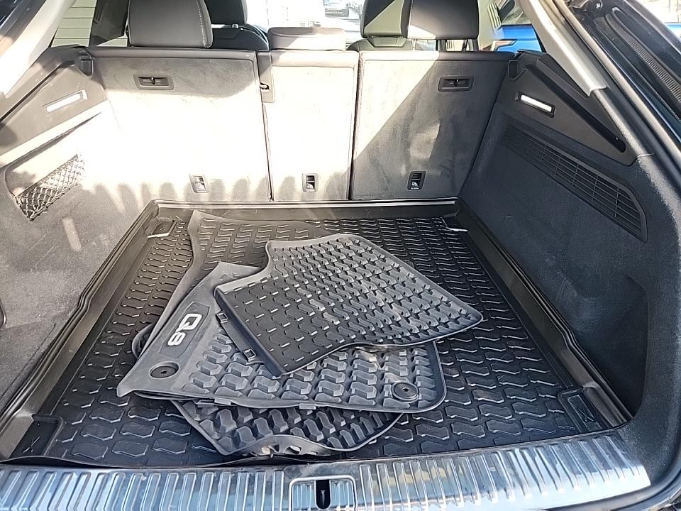 2022 Audi Q8 Premium Plus AWD