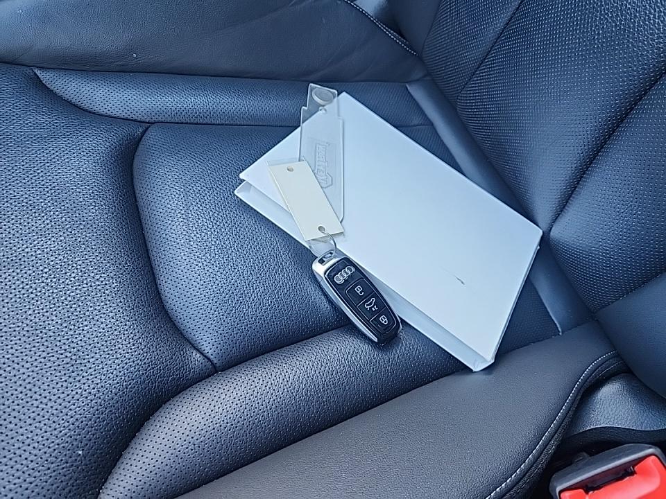 2022 Audi Q8 Premium Plus AWD