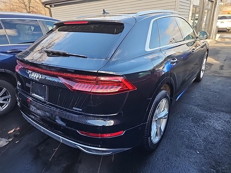 2022 Audi Q8 Premium Plus AWD