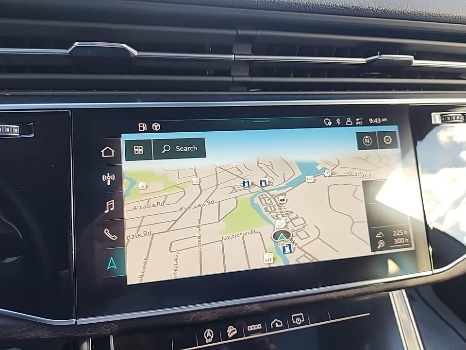 2022 Audi Q8 Premium Plus AWD