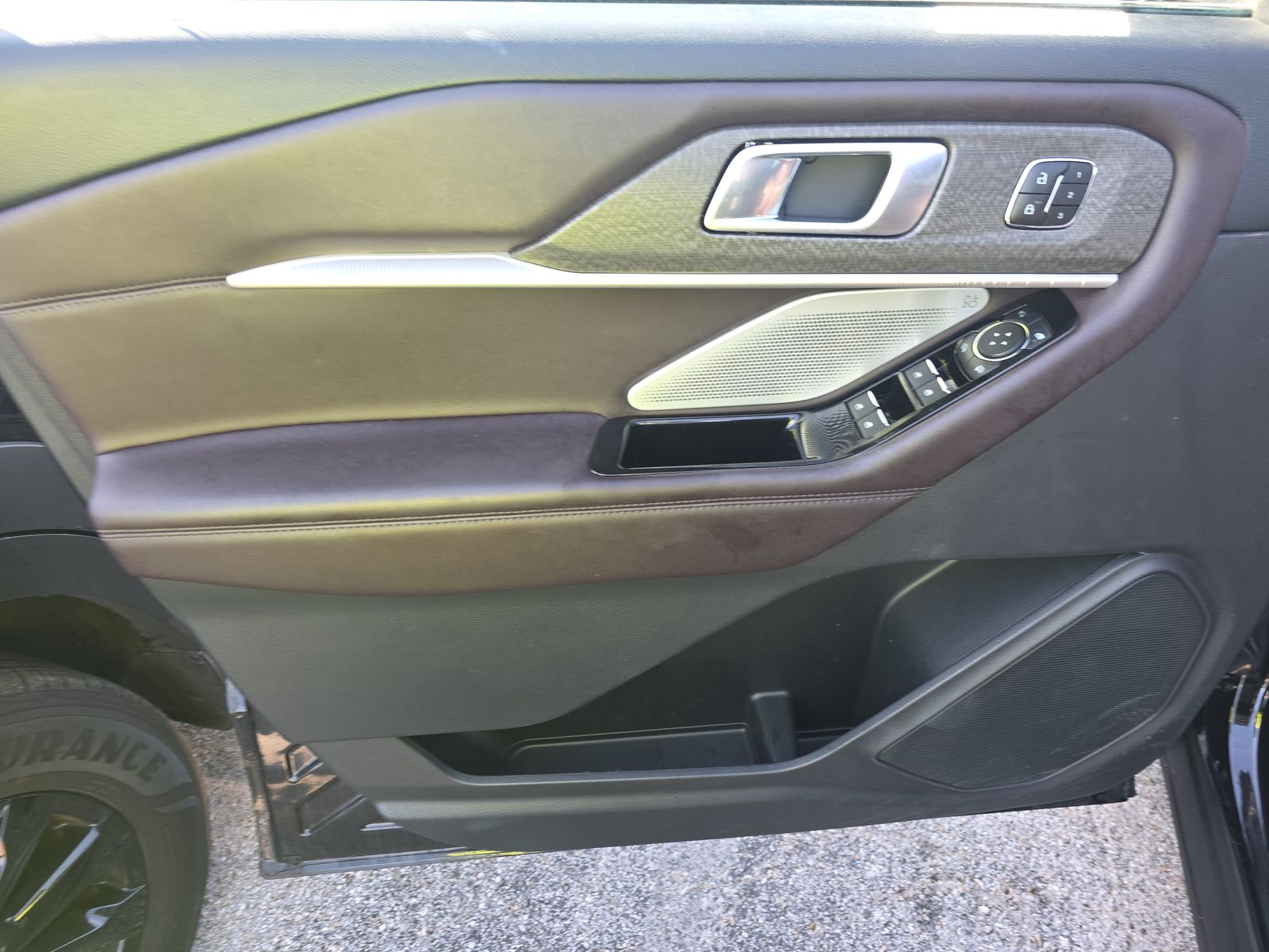 2025 Ford Explorer Platinum RWD