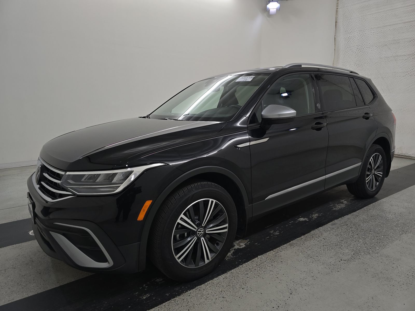 2024 Volkswagen Tiguan 2.0T Wolfsburg Edition FWD