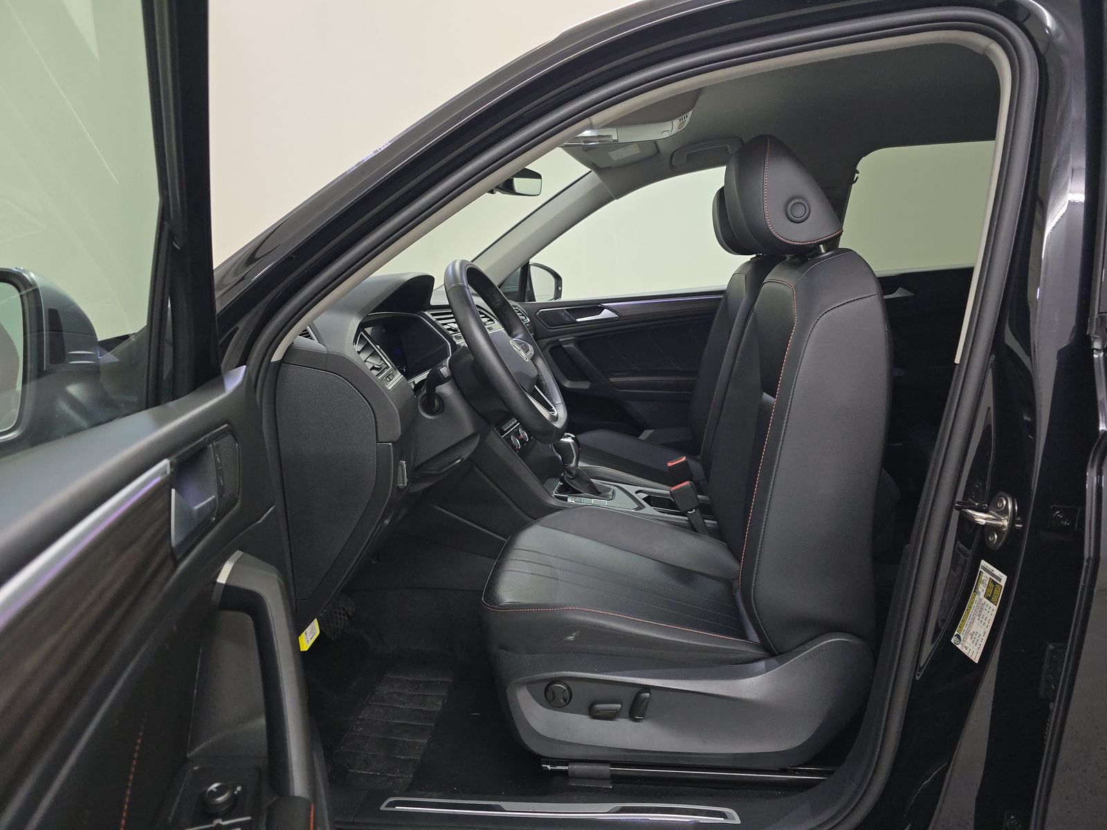 2024 Volkswagen Tiguan 2.0T Wolfsburg Edition FWD