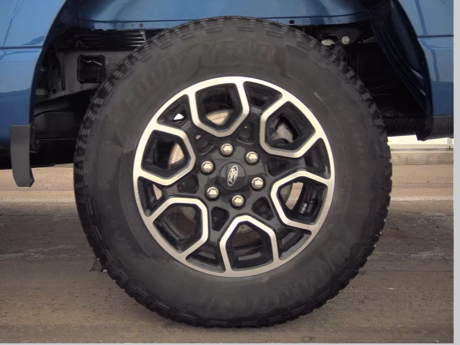 2023 Ford F-150 XLT AWD