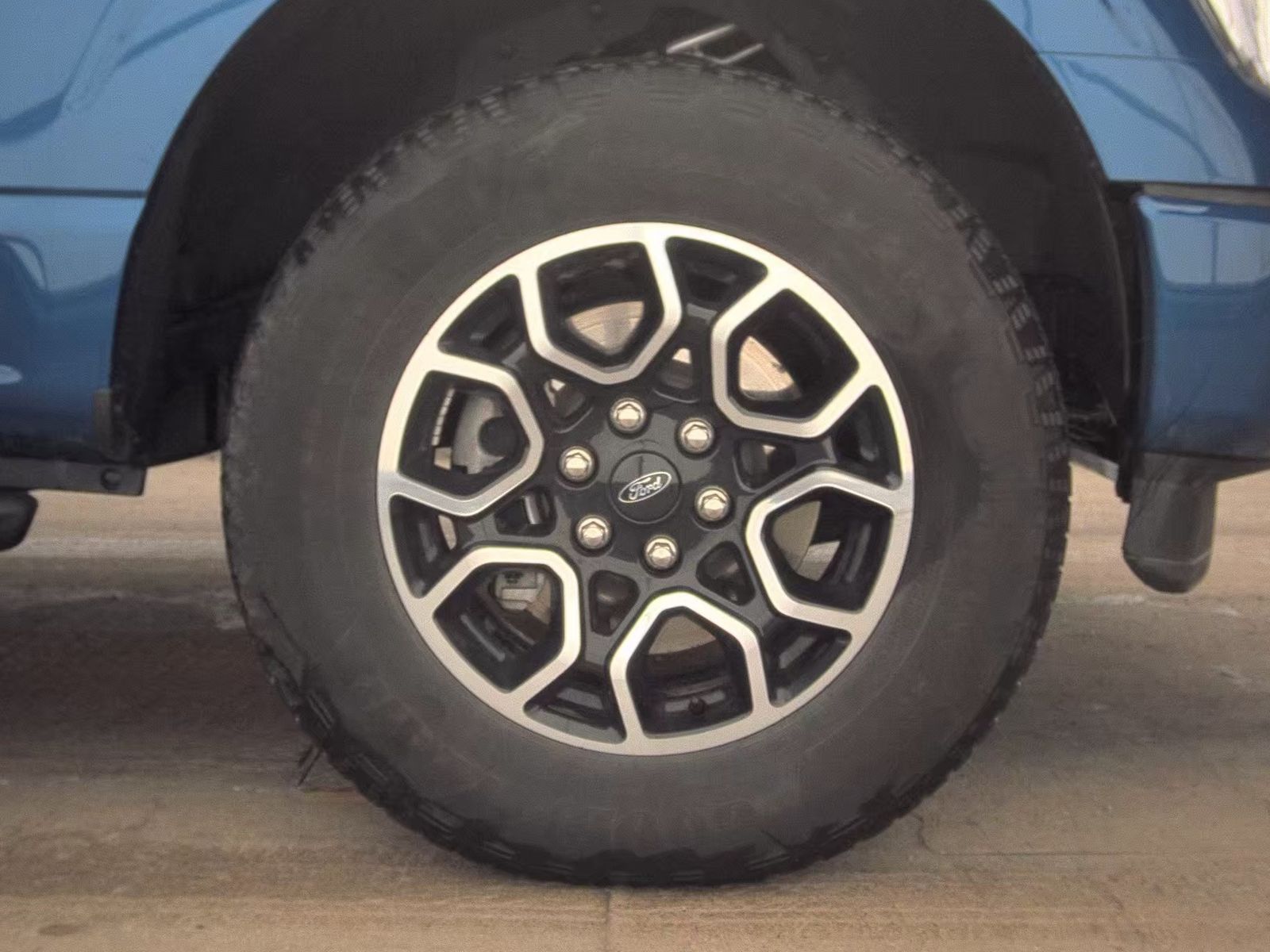 2023 Ford F-150 XLT AWD