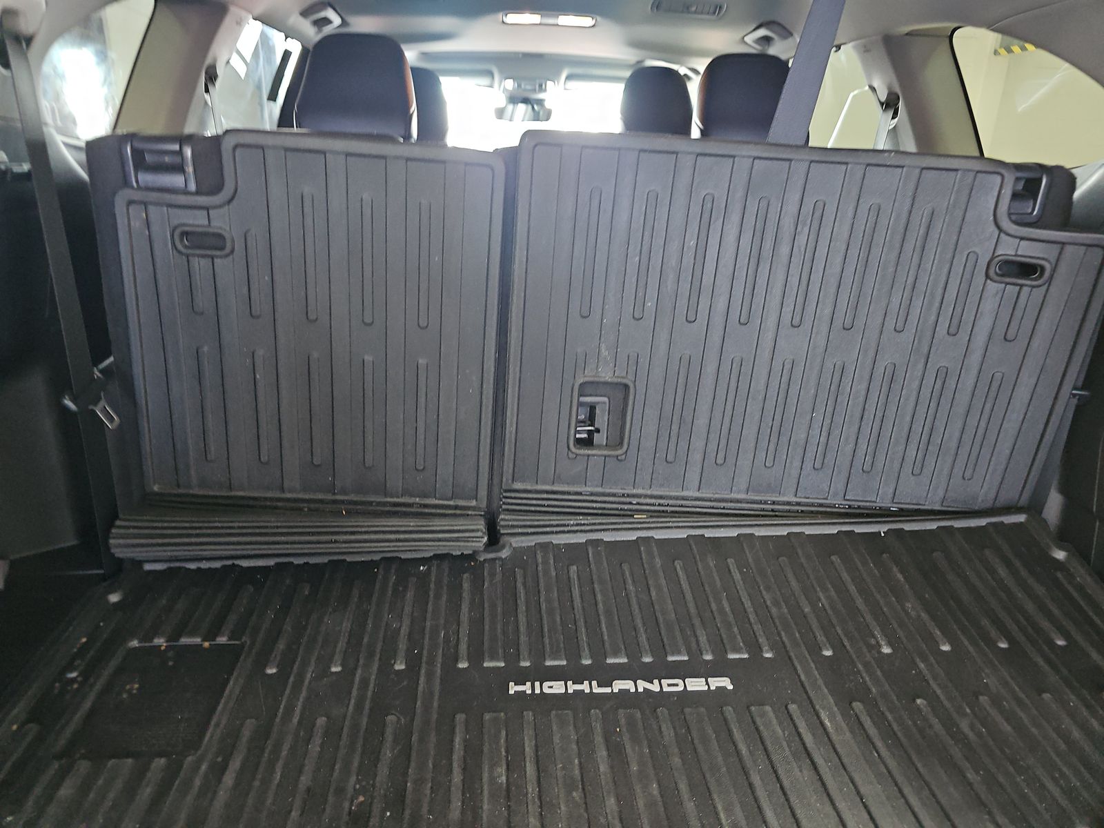 2023 Toyota Highlander XLE AWD