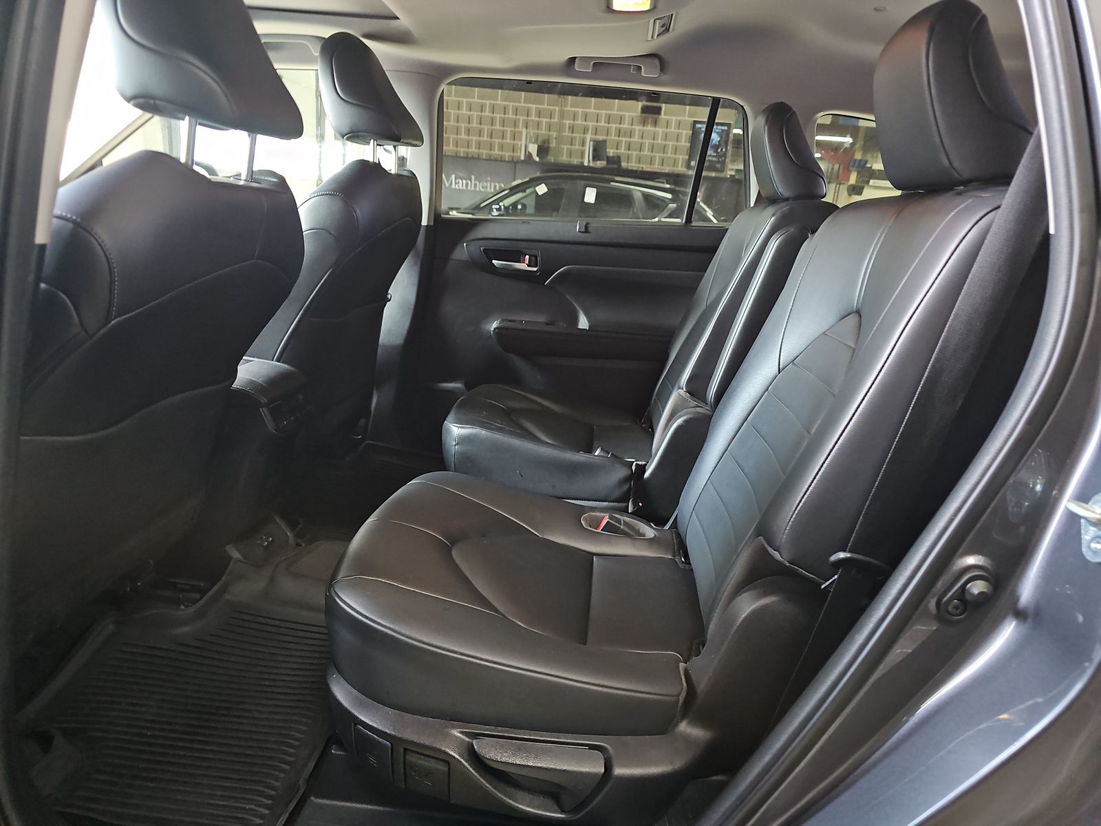 2023 Toyota Highlander XLE AWD