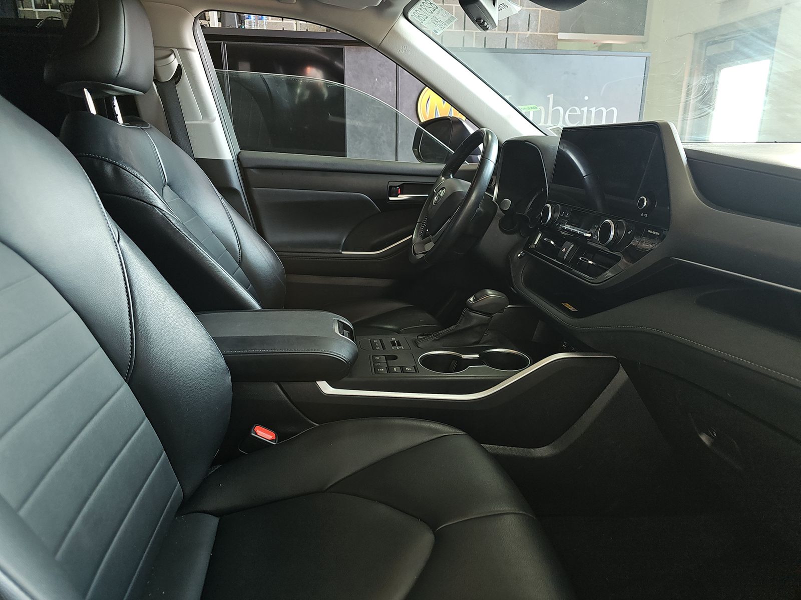 2023 Toyota Highlander XLE AWD