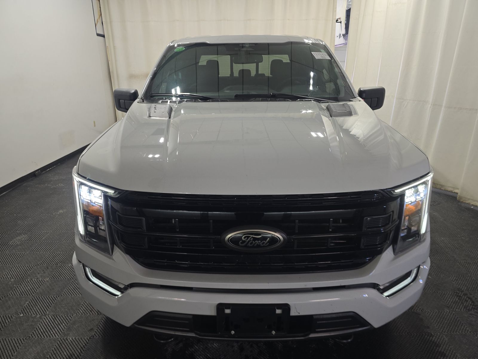 2023 Ford F-150 Hybrid XLT AWD