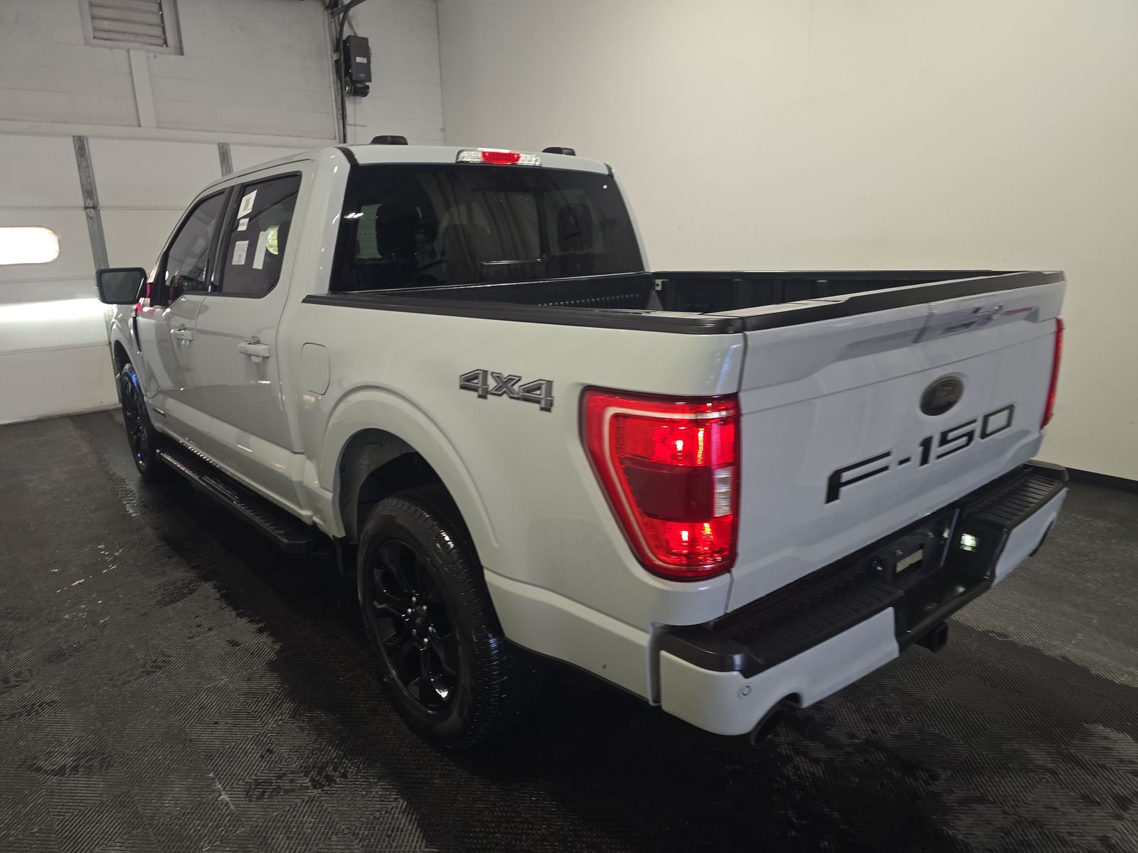 2023 Ford F-150 Hybrid XLT AWD