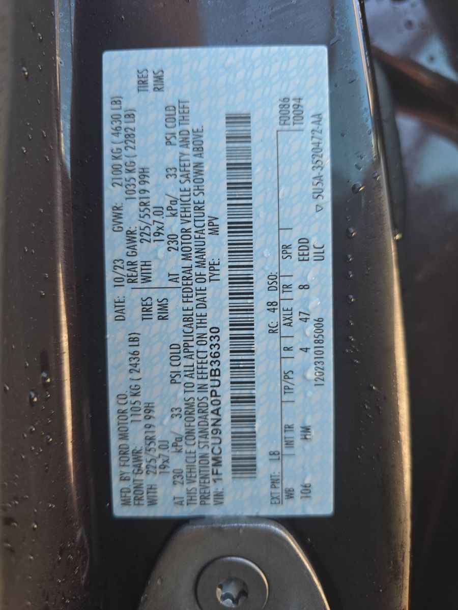 2023 Ford Escape ST-Line Select AWD