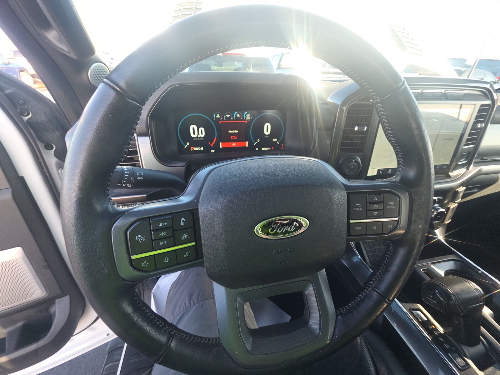 2023 Ford F-150 Hybrid Lariat AWD