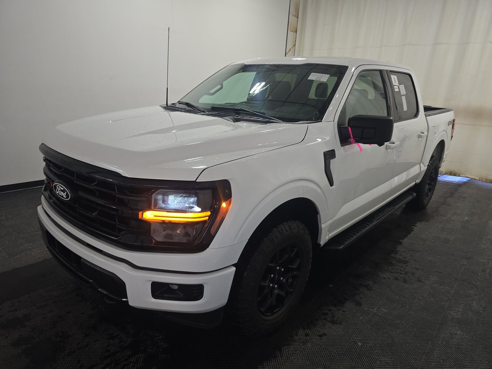 2024 Ford F-150 XLT AWD
