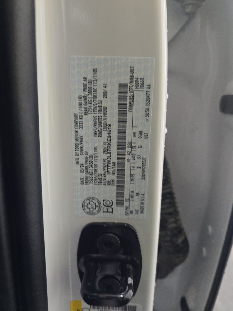 2024 Ford F-150 XLT AWD