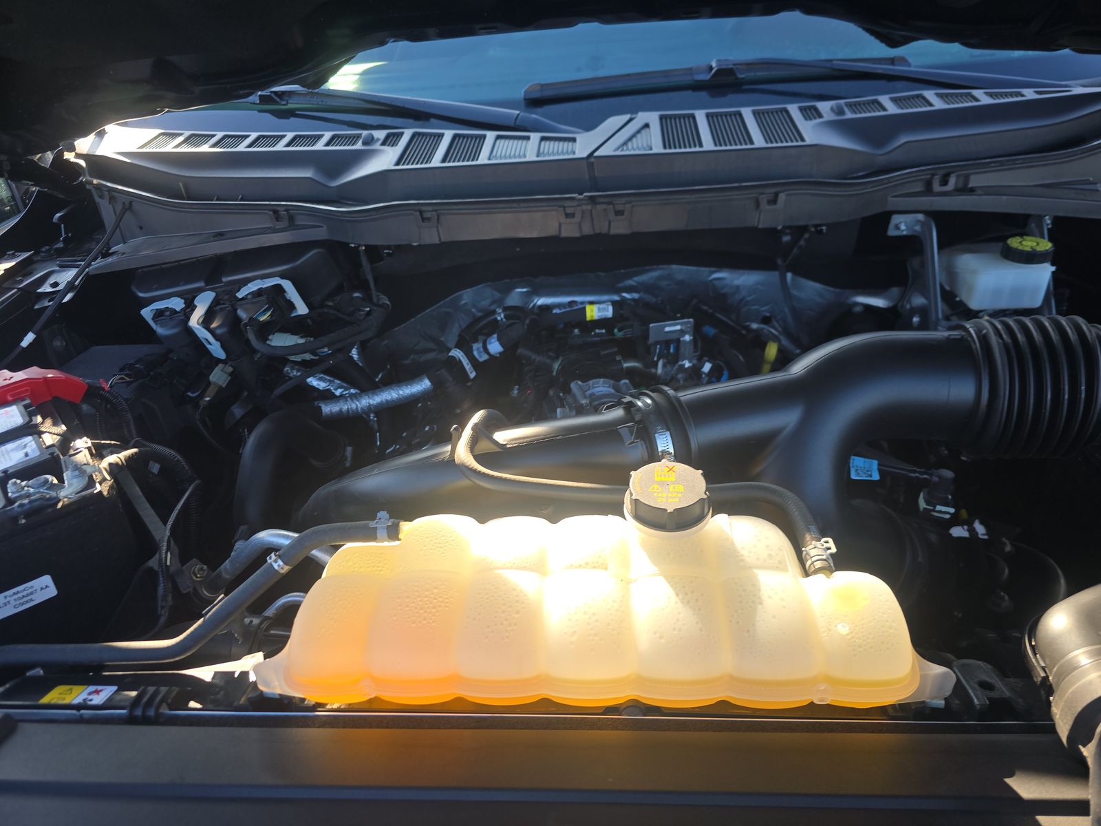 2023 Ford F-150 Lariat AWD