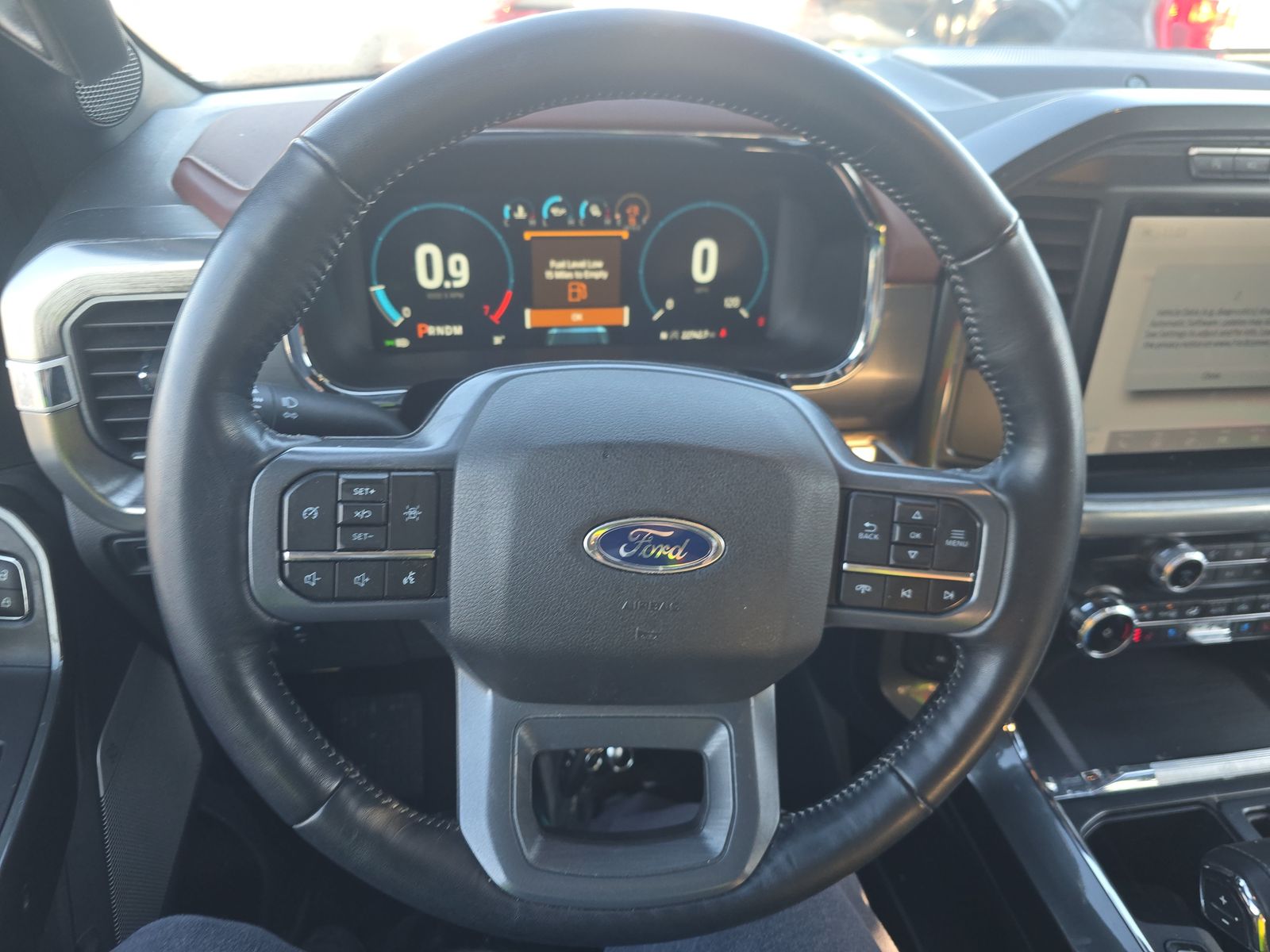 2023 Ford F-150 Lariat AWD