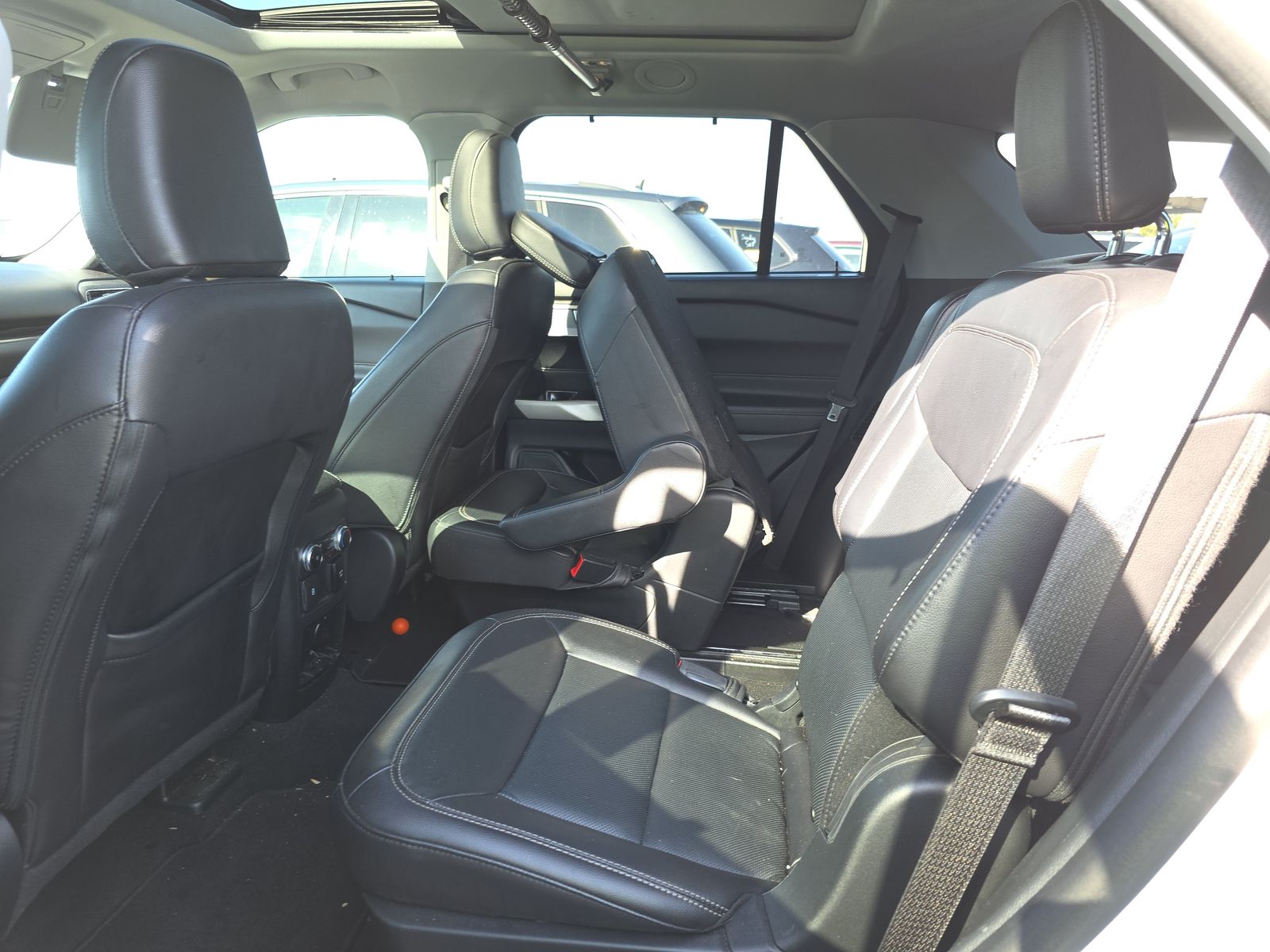 2023 Ford Explorer Limited RWD