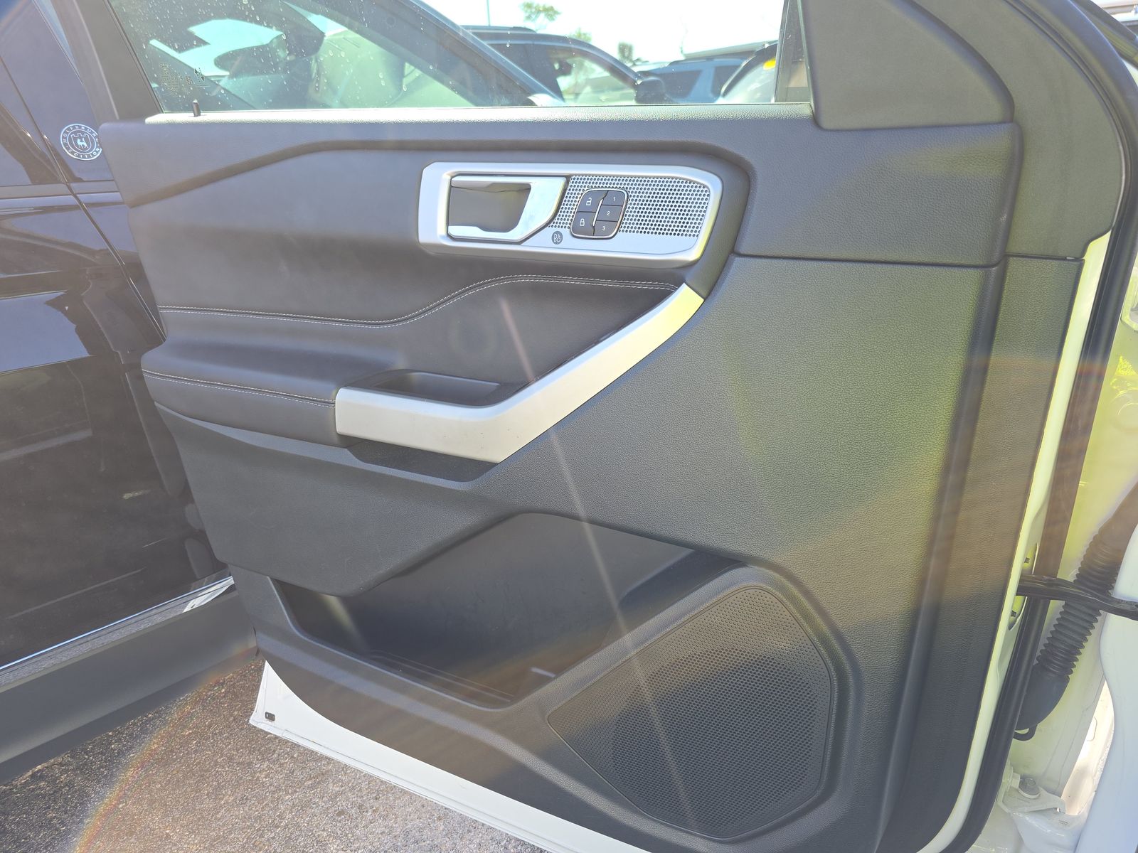 2023 Ford Explorer Limited RWD