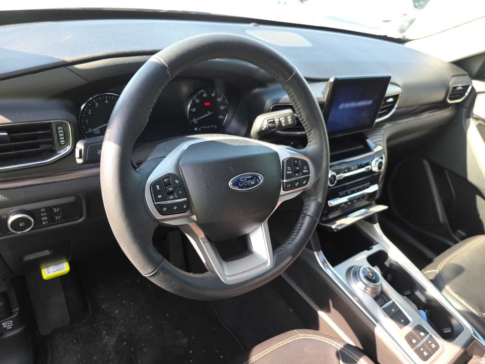 2023 Ford Explorer Limited RWD