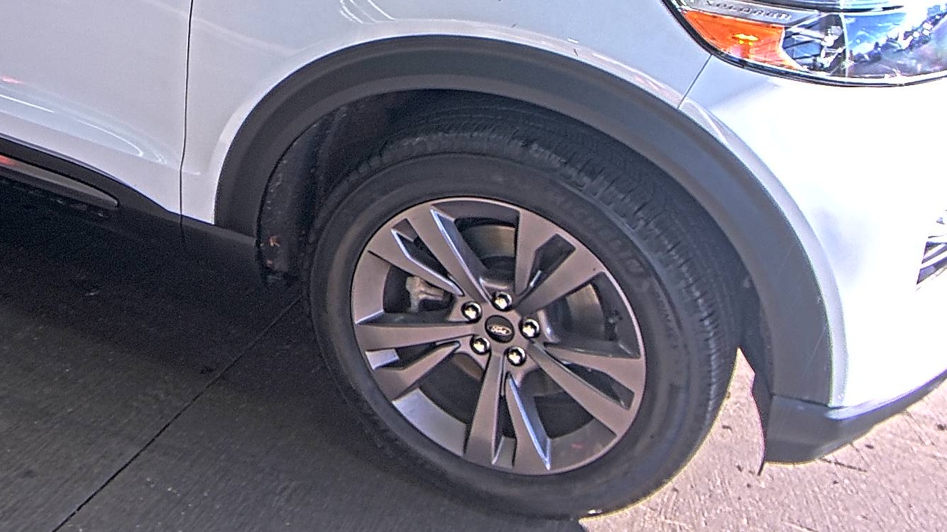 2023 Ford Explorer XLT AWD