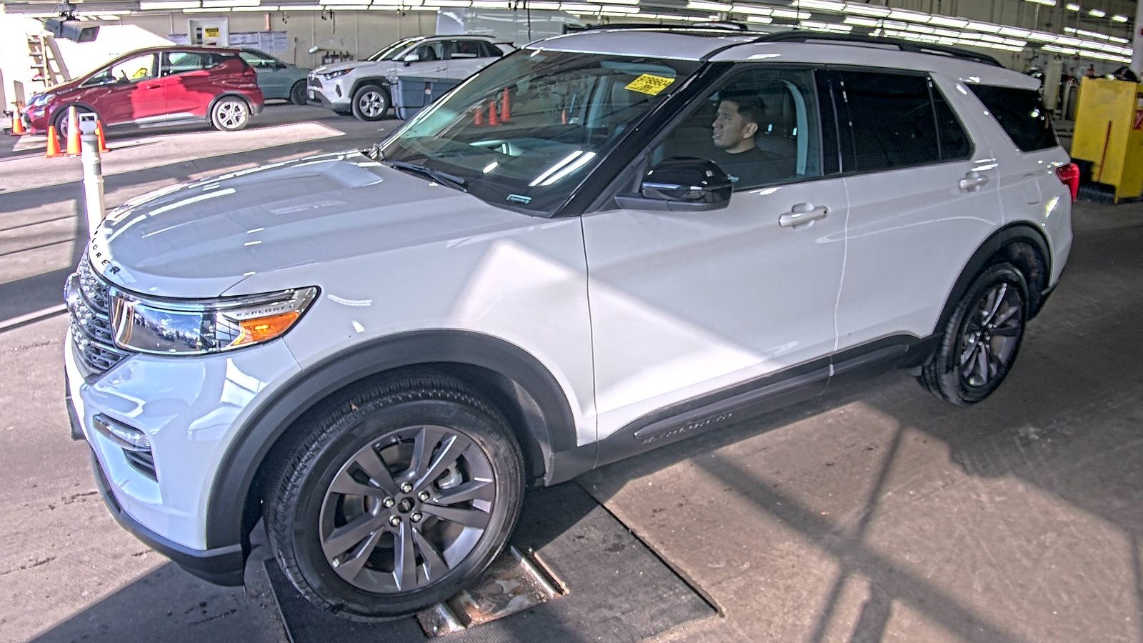 2023 Ford Explorer XLT AWD