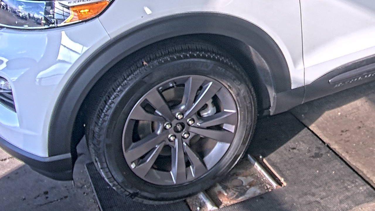 2023 Ford Explorer XLT AWD