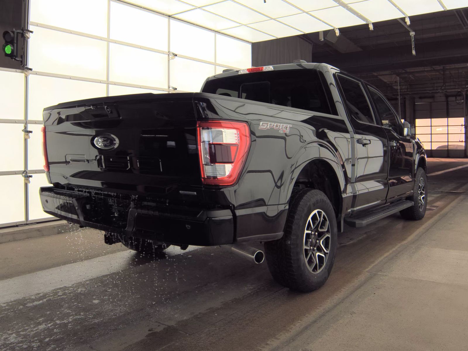 2023 Ford F-150 Lariat AWD