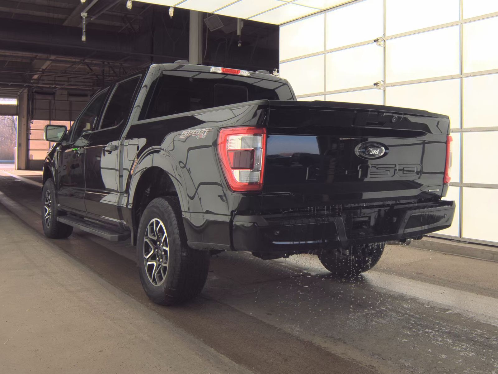 2023 Ford F-150 Lariat AWD