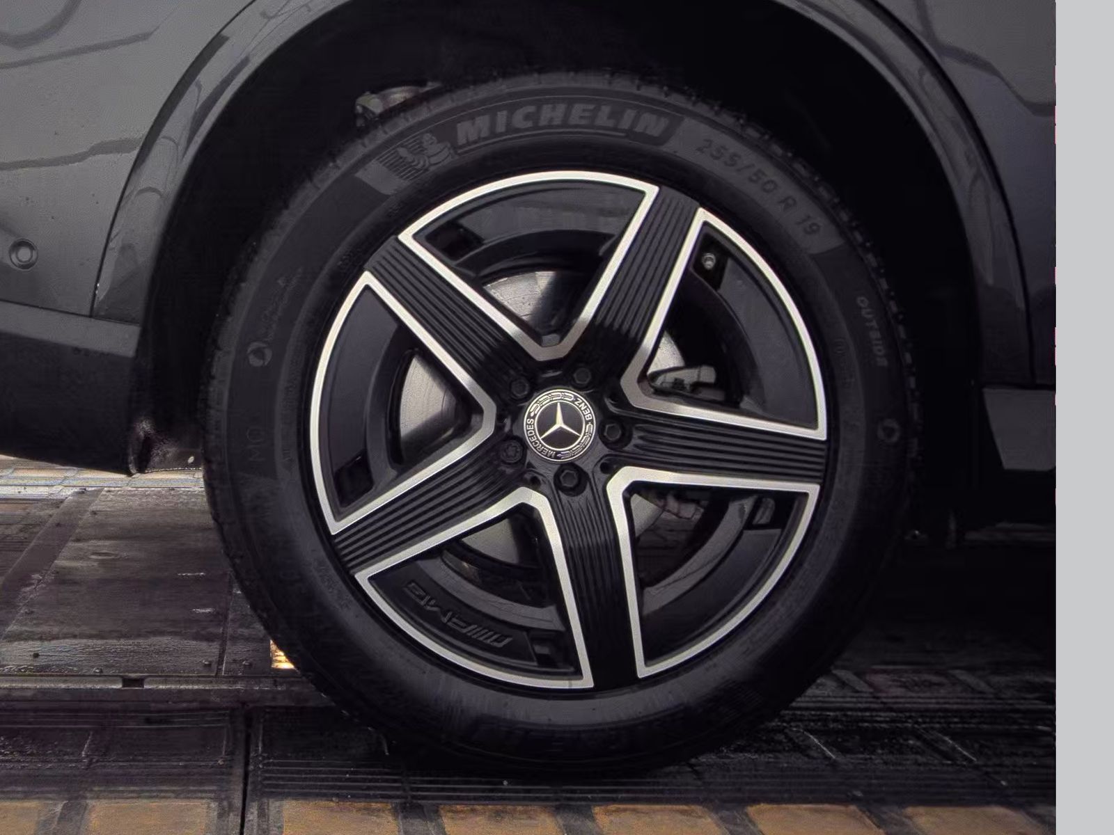 2024 Mercedes-Benz GLC GLC 300 AWD