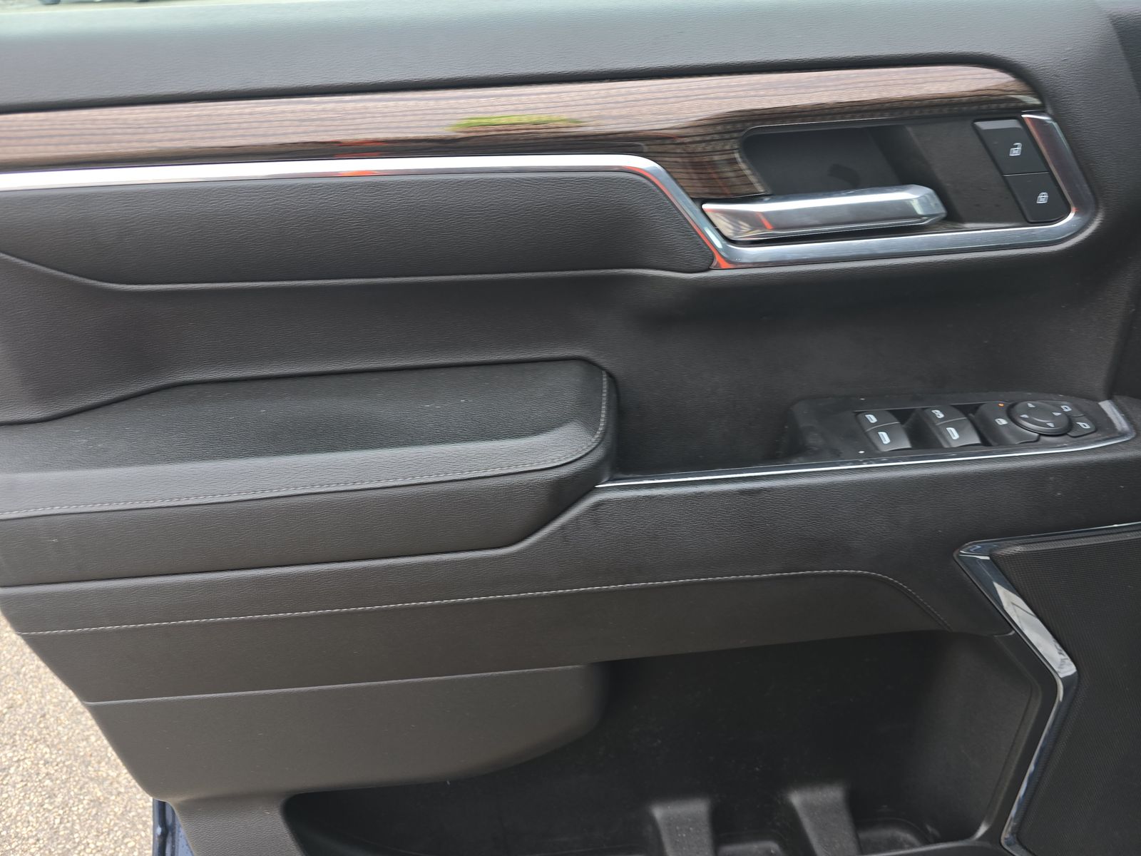 2023 Chevrolet Silverado 1500 LT AWD