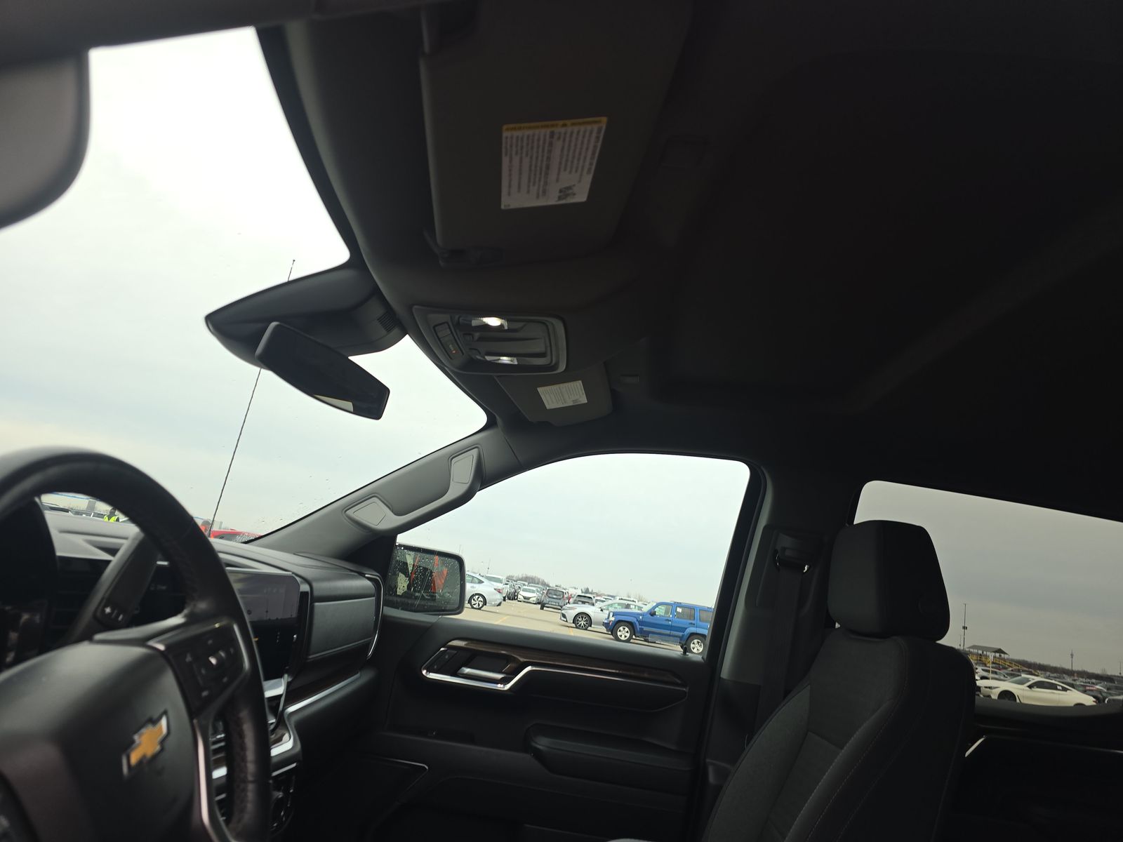 2023 Chevrolet Silverado 1500 LT AWD