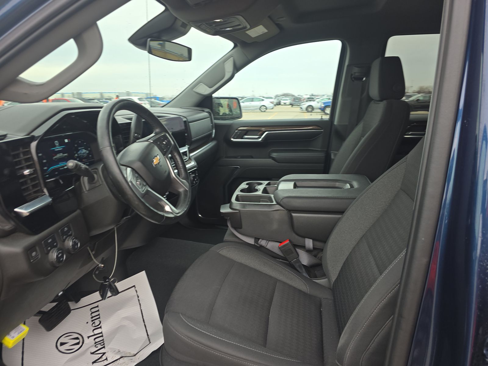 2023 Chevrolet Silverado 1500 LT AWD