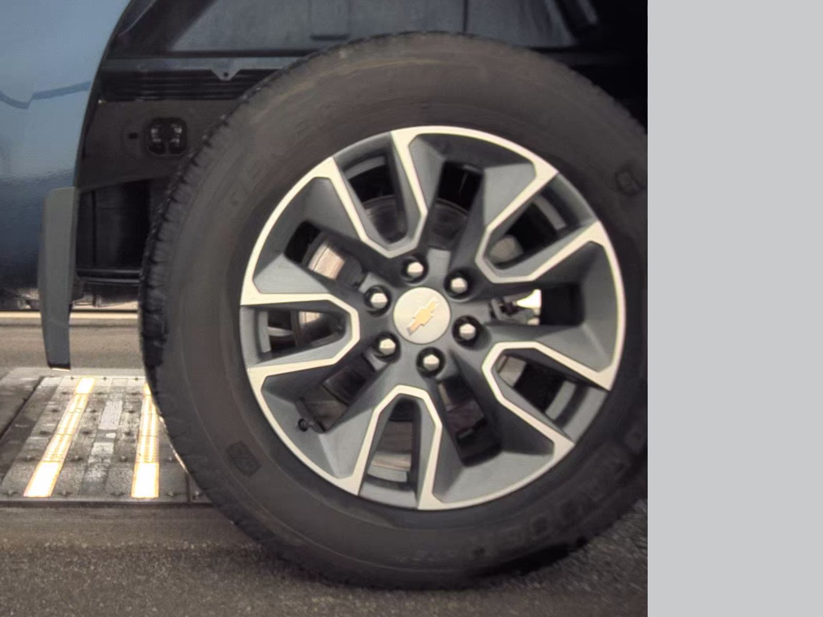 2023 Chevrolet Silverado 1500 LT AWD