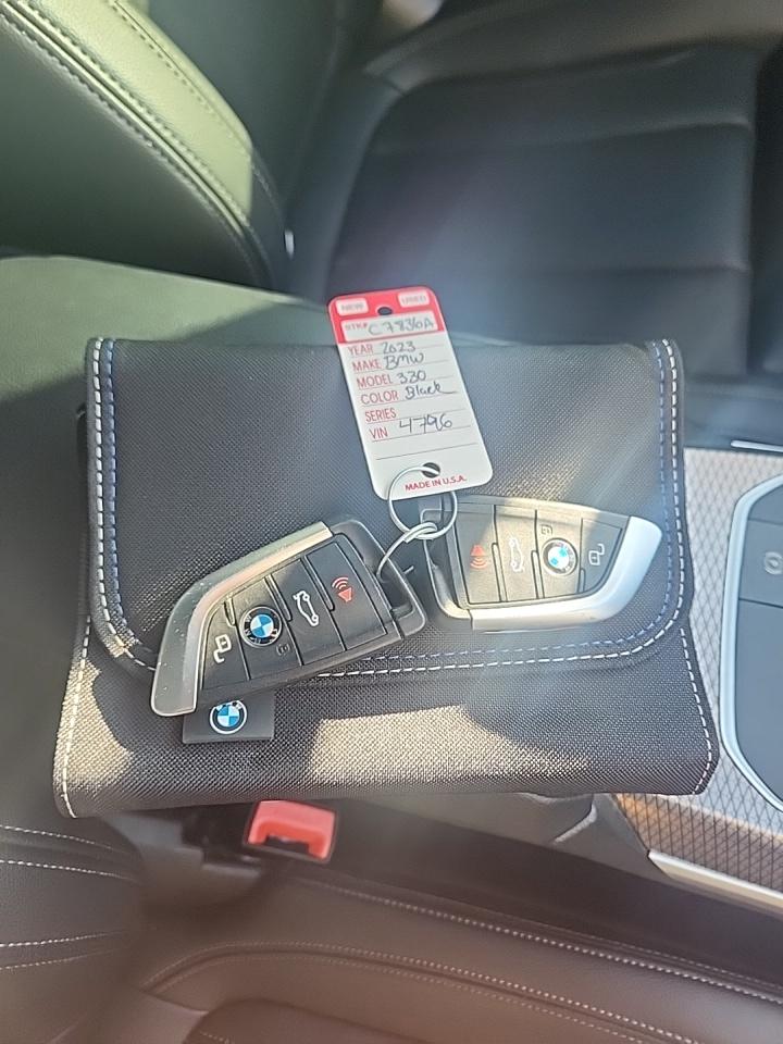 2023 BMW 3 Series 330i xDrive AWD