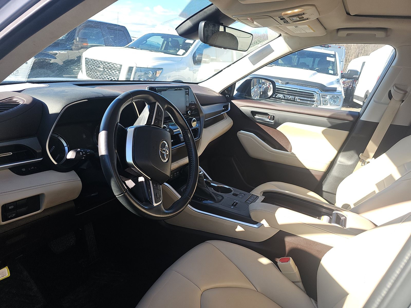 2022 Toyota Highlander Hybrid XLE AWD