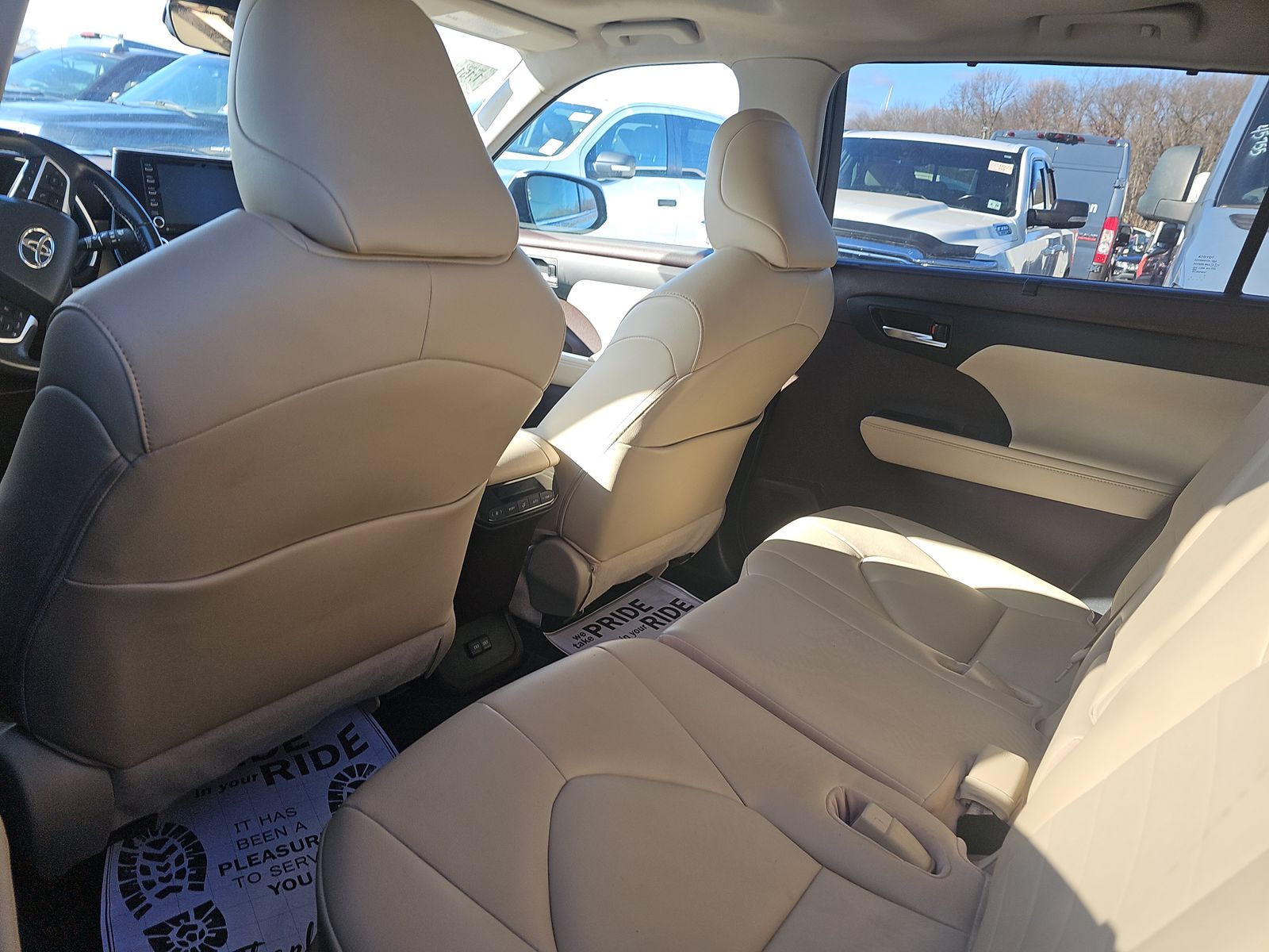 2022 Toyota Highlander Hybrid XLE AWD