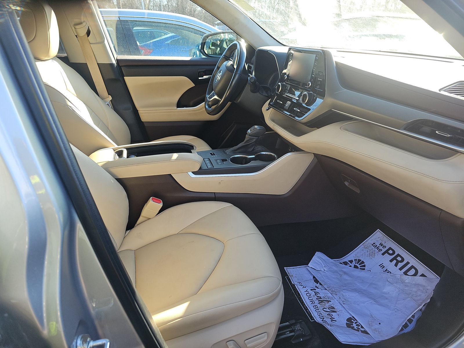 2022 Toyota Highlander Hybrid XLE AWD