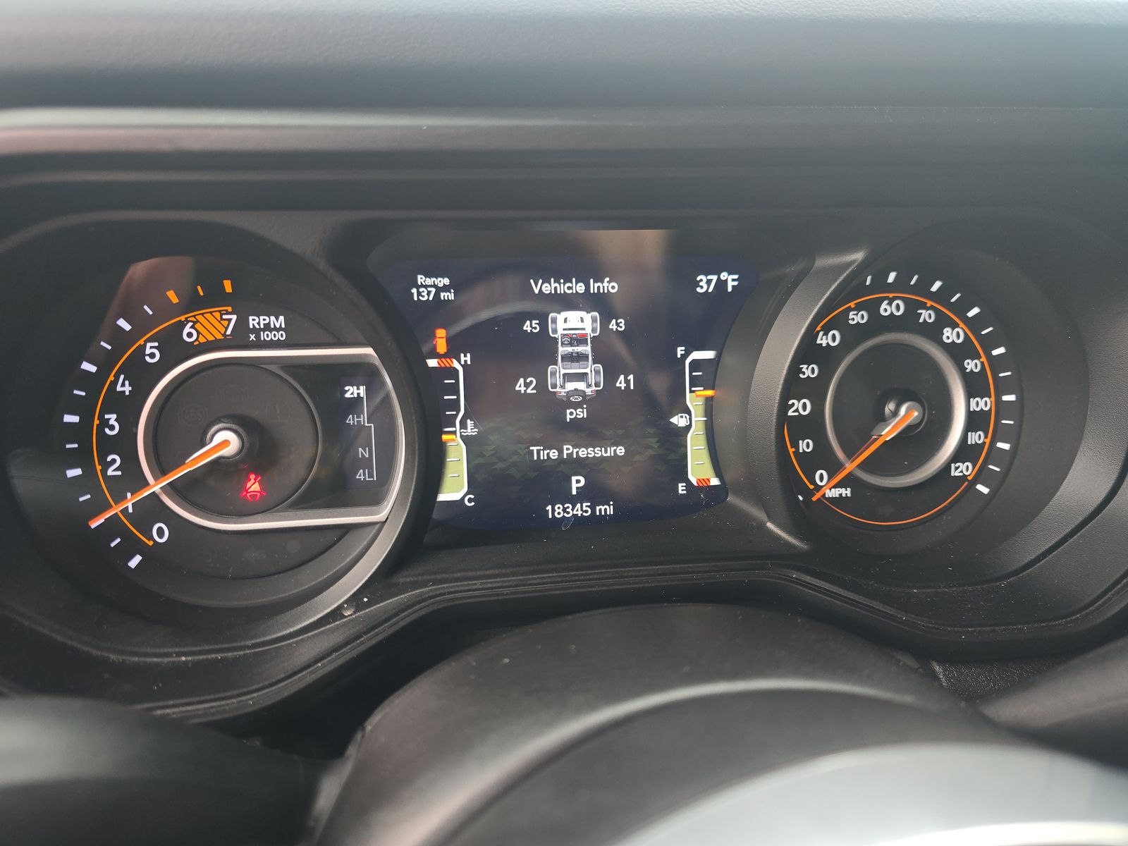 2024 Jeep Wrangler Sahara AWD