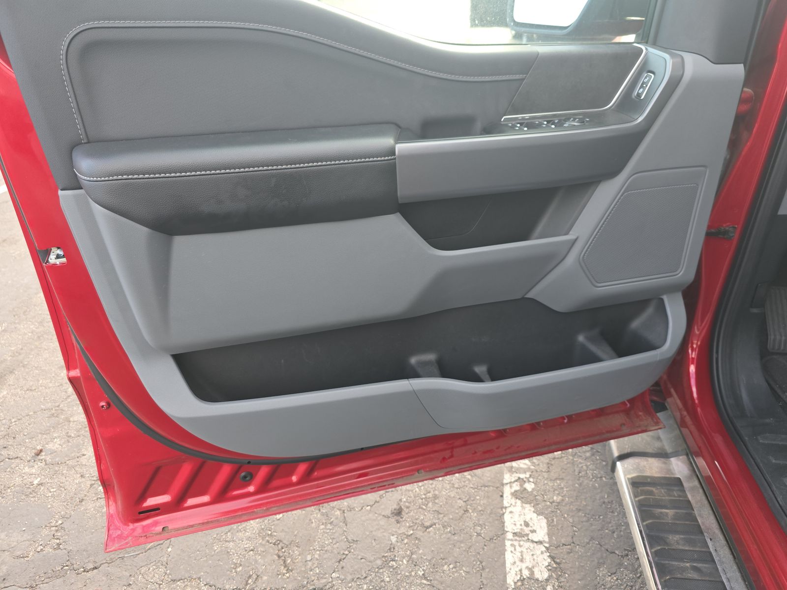 2024 Ford F-150 XLT RWD