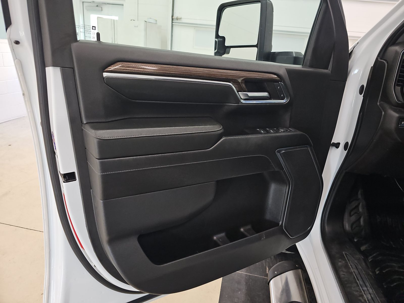 2024 Chevrolet Silverado 3500HD LT AWD