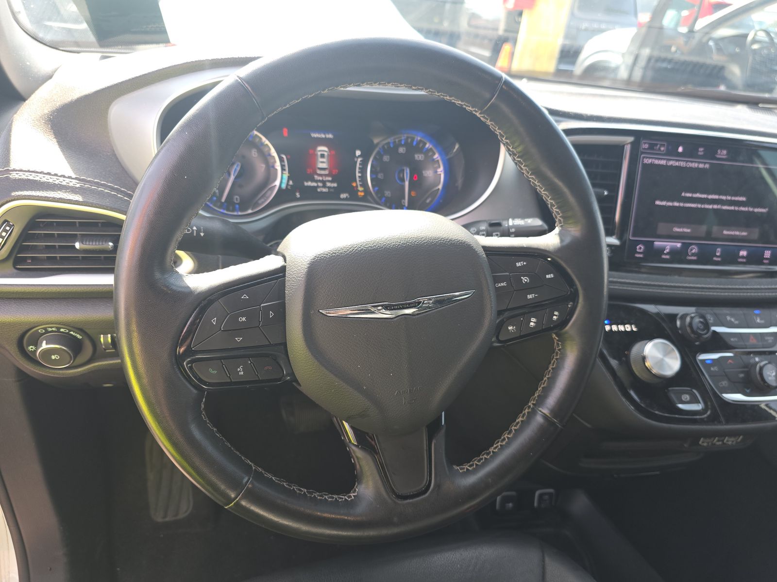 2021 Chrysler Pacifica Touring L FWD