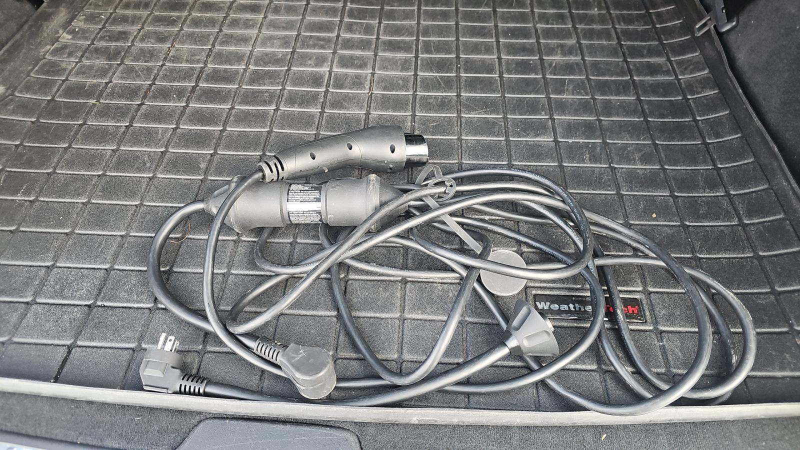 2022 Volvo XC90 Recharge T8 R-Design AWD