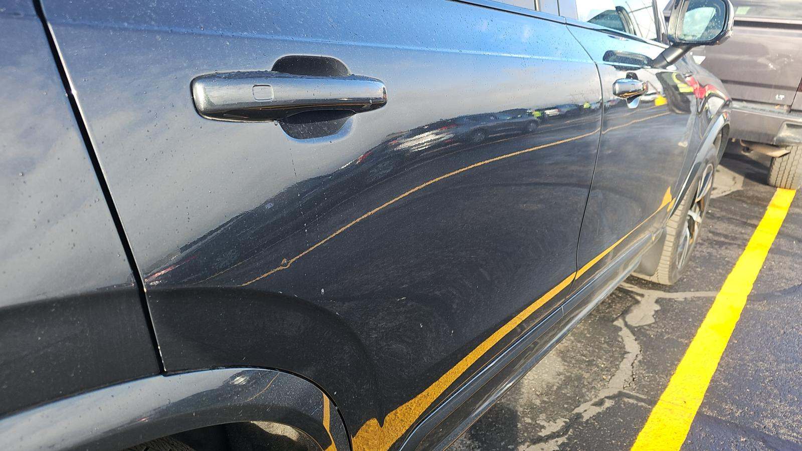 2022 Volvo XC90 Recharge T8 R-Design AWD