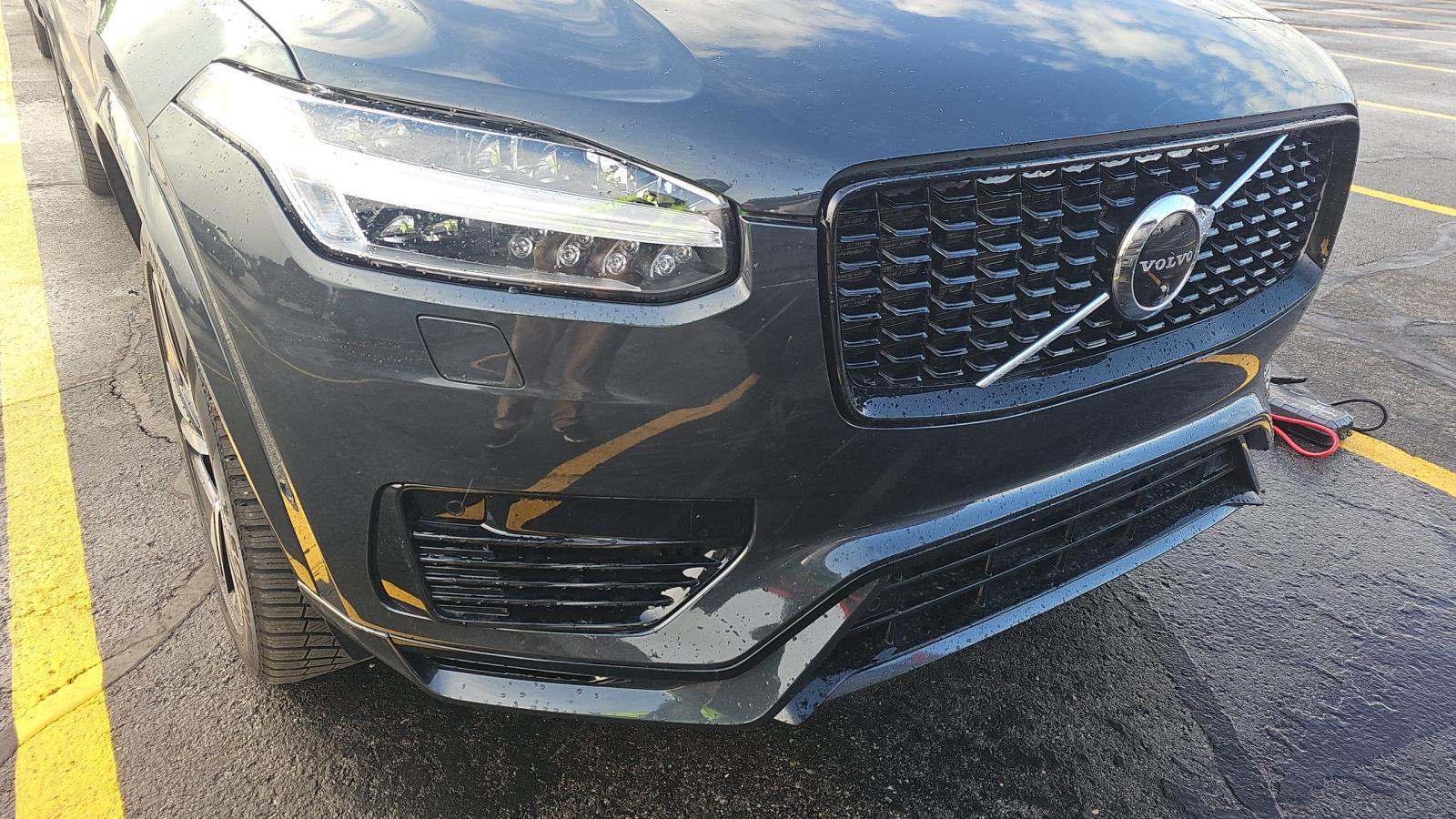 2022 Volvo XC90 Recharge T8 R-Design AWD