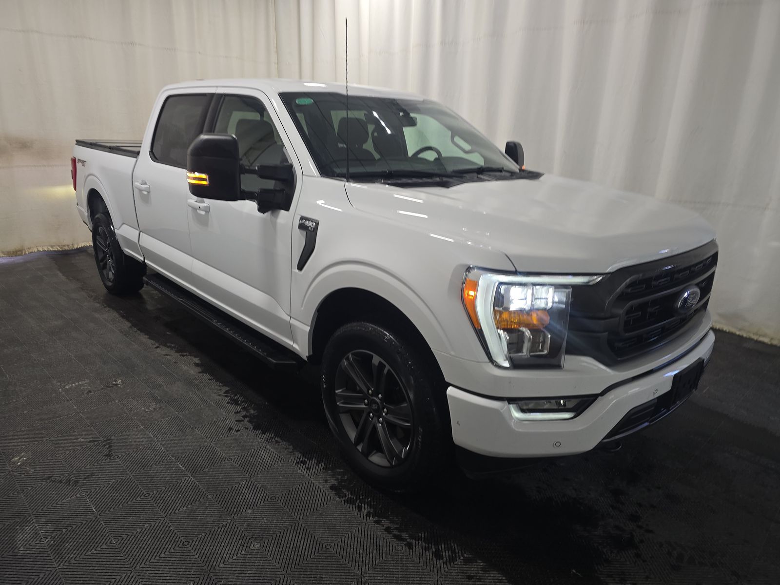2023 Ford F-150 XLT AWD